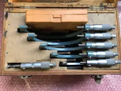 MITUTOYO 103-913 OUTSIDE MICROMETER SET W/ 5 PC. STD'S 0- 150MM BOX OMST-150