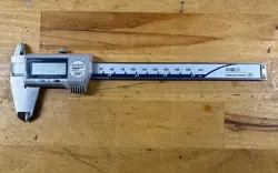 MITUTOYO 500-752-20 COOLANT PROOF DIGITAL CALIPER