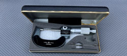 VINTAGE MITUTOYO 131-115 DIGITAL SPLINE MICROMETER METRIC 0-25MM JAPAN