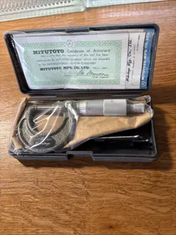 OUTSIDE MICROMETER. NEW