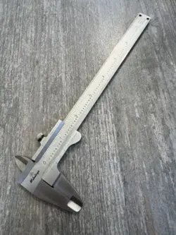MITUTOYO VERNIER CALIPER, 7”, STAINLESS, 1/128, 1/1000, JAPAN