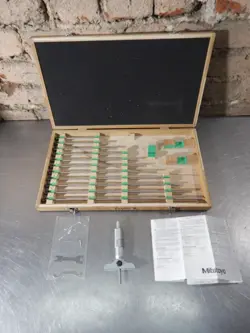 W/ RODS BOX