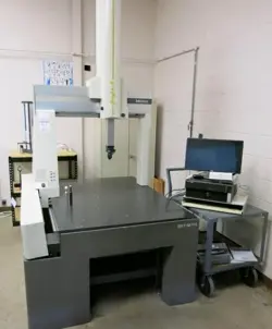 MITUTOYO BRIGHT M710 MANUAL CMM (BRT-M710)