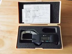 MITUTOYO QUICK MINI PK-0510 CALIPER WITH BATTERY
