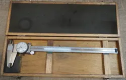 DIAL CALIPER