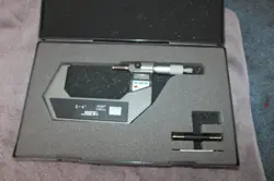 DIGITAL MICROMETER 3