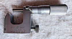 MULTI-ANVIL MICROMETER STEP