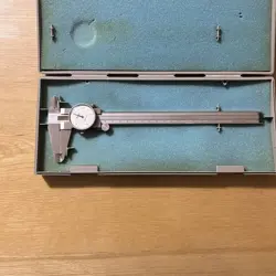 MITUTOYO 200MM DIAL CALIPER  MADE IN JAPAN PRECISION MEASURING TOOL