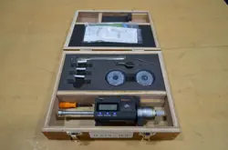 THREE POINT BORE