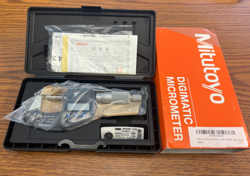MITUTOYO 293-340-30 DIGITAL MICROMETER, INCH/METRIC - NEW