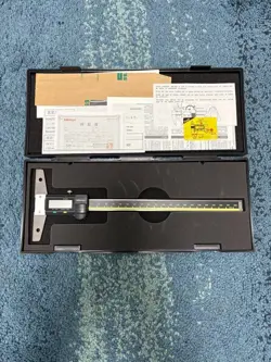 ALMOST UNUSED MITUTOYO DIGIMATIC DEPTH GAUGE 571-202-30 VDS-20AX