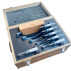 CASE -CARBIDE TIPPED