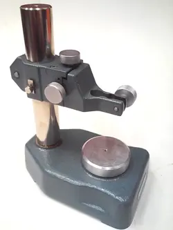 COMPARATOR STAND 