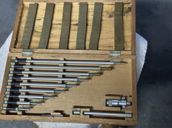 MITUTOYO NO 141-133, 2-12 OUTSIDE MICROMETER SET .001,MADE IN JAPAN, EXCELLENT