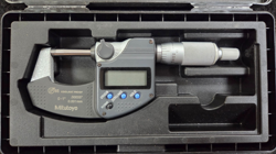 MITUTOYO 293-340-30 DIGITAL MICROMETER 0-1
