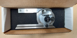 487 MITUTOYO UNIVERSAL BEVEL PROTRACTOR MODEL 187-904