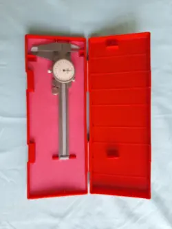 MITUTOYO 505-629  DIAL CALIPER, 0 - 4 LONG / .001