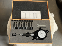 MITUTOYO 526-123, .4'' - .7'' X .0001'', SPLIT BALL DIAL BORE GAGE, RARELY USED
