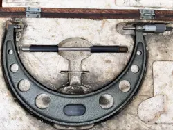 MITUTOYO EXTERNAL MEASUREMENT MICROMETER 225-250 FROM JAPAN SHIP