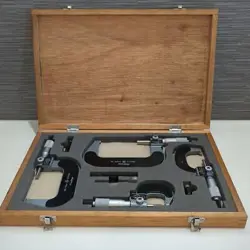 MITUTOYO/COUNT OUTSIDE MICROMETER M820-100 4-PIECE SET, IN GOOD CONDITION JAPAN