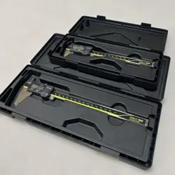 [SET OF 2] MITUTOYO DIGITAL CALIPERS CD-15AX/ CD-20AX WITH CASE LIMITED FROM JP