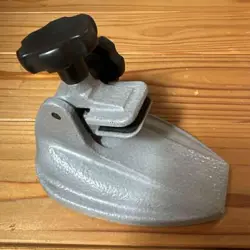 MITUTOYO 156-101 CLAMP, GRAY BASE, METAL JAPAN