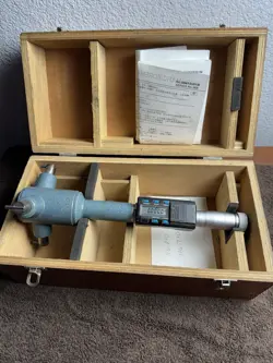 MITUTOYO 368 HOLTEST 3 POINT BORE INSIDE MICROMETER 4