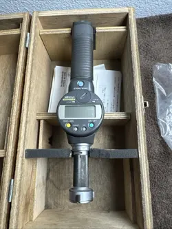 MITUTOYO ABSOLUTE DIGITAL BORE GAGE 1-1.5??? FOR PARTS OR REPAIR