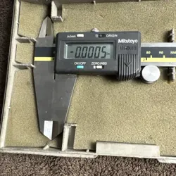 MITUTOYO ABSOLUTE DIGIMATIC DIGITAL CALIPERS 500-173 CD-12