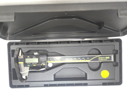 MITUTOYO 500-196-30 DIGIMATIC DIGITAL CALIPER **PARTS ONLY