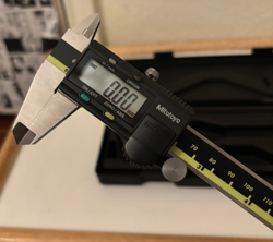 MITUTOYO AMERICA 500-196-30 DIGIMATIC CALIPER, 6