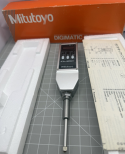 MITUTOYO  DIGIMATIC INDICATOR MODEL 575-213