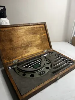 MITUTOYO 0-6” MICROMETER COMPLETE SET 104-137