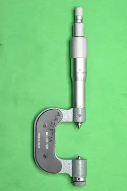 MICROMETER WITH PAIR