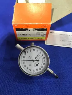 MITUTOYO DIAL INDICATOR 2109EB-10 CARBIDE BALL POINT DIAL INDICATOR 0.001MM-1MM