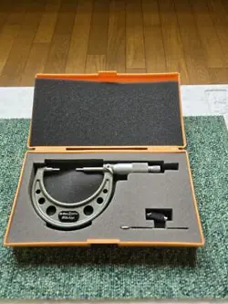 MITUTOYO MICROMETER BLM-50