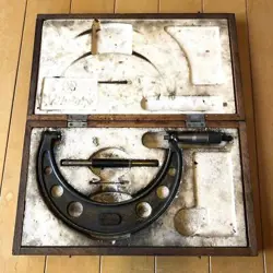 MITUTOYO OUTSIDE MICROMETER 100-175 MM