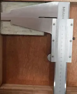 MITUTOYO C-SHAPED LONG CALIPER 1000MM
