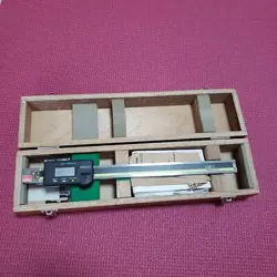 HOLE PITCH CALIPER MITUTOYO JAPAN