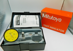 MITUTOYO 513-454-10E  FüHLHEBELMESSGERäT MIT HORIZONTALER UHR 0,8 MM 0,01 MM
