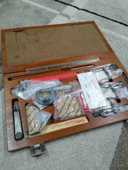 MITUTOYO 950-901 MACHINIST TOOL SET 12 PC COMBO SQUARE MICROMETER CALIPERS GAGES