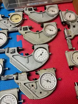 523-122 DIAL INDICATING