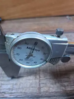 MITUTUYO DIAL CALIPER  -8 INCH MISSING GLASS STILL WORK  PART OR  REPAIR