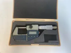 MITUTOYO 293-720-30 DIGITAL MICROMETER