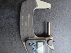 MITUTOYO 293-345-30, 1”-2”, DIGITAL MICROMETER GOOD CONDITION.
