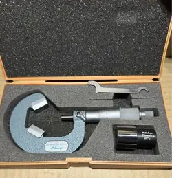 V-GROOVE MICROMETER MITUTOYO VM3-40(114-103) JAPAN