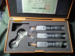 MITUTOYO 368-907 HOLTEST SET MICROMETER 2-POINT INTERNAL 3-6MM RANGE JAPAN