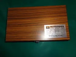 MITUTOYO JAPAN 35PC GAGE BLOCK SET CODE NO. 516-914 GRADE 2 SET NO. BE1-35-2