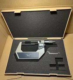 DIGITAL OUTSIDE MICROMETER MITUTOYO MDC-100M (293-424-20) USED ITEM FROM JAPAN