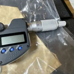 SMALL FACE MICROMETER
